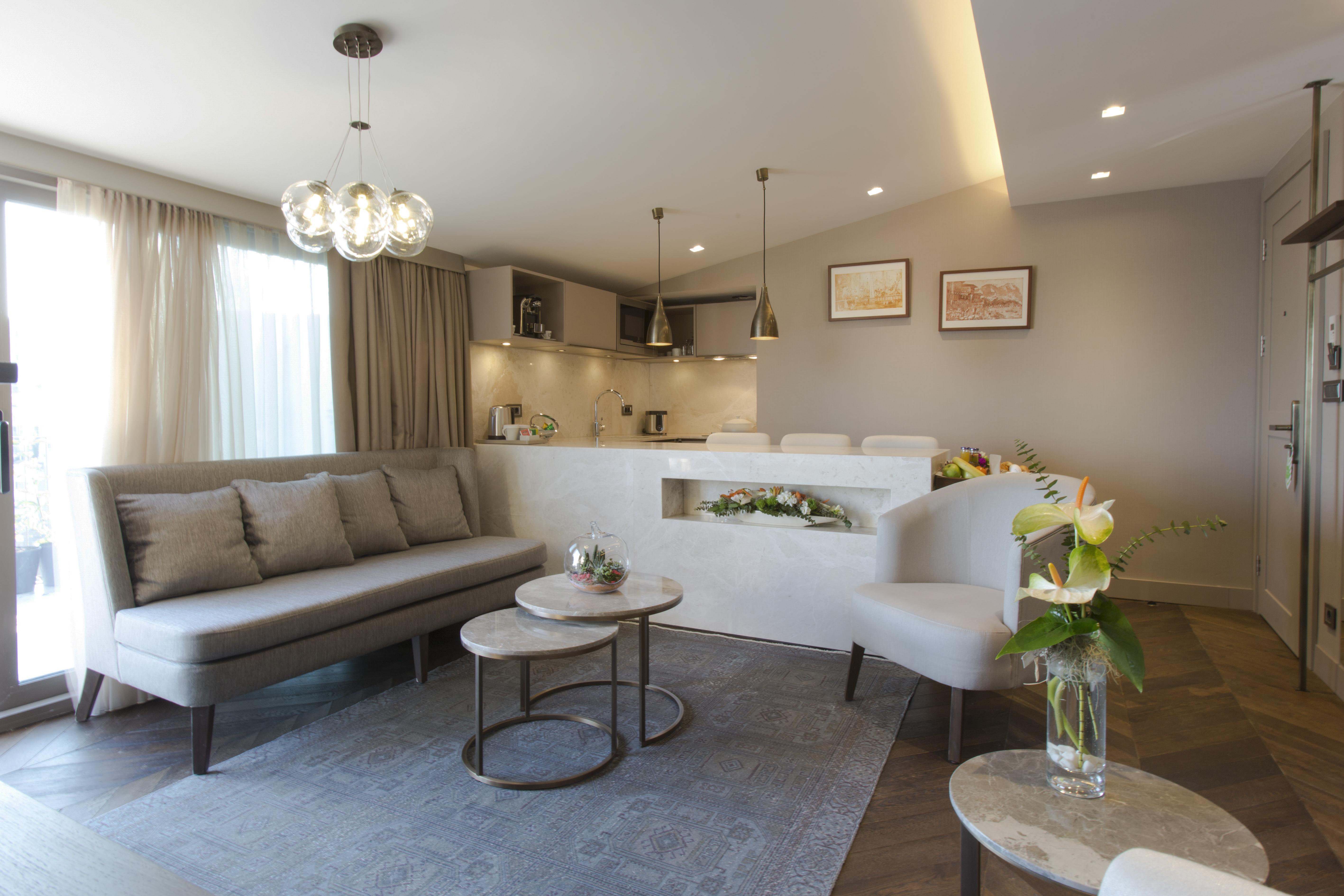 Noble22 Suites-Special Category Истанбул Екстериор снимка